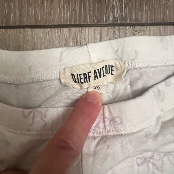 Djerf Avenue Go Slow Shorts Bubble Bliss - Picture 3 of 4